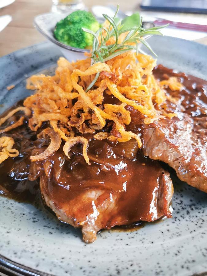 Stadthotel Eggerbraeu Imst Buitenkant foto