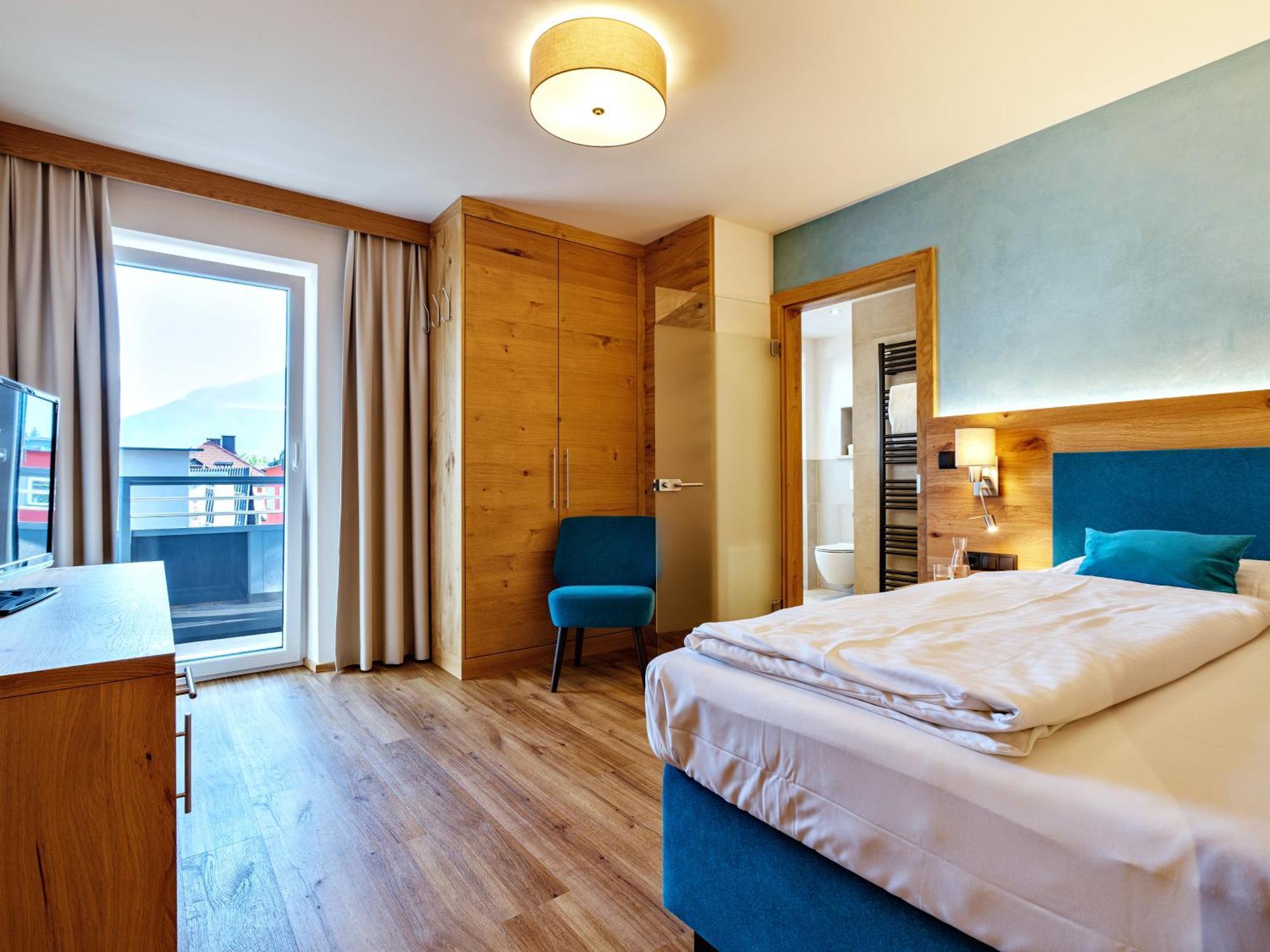 Stadthotel Eggerbraeu Imst Kamer foto