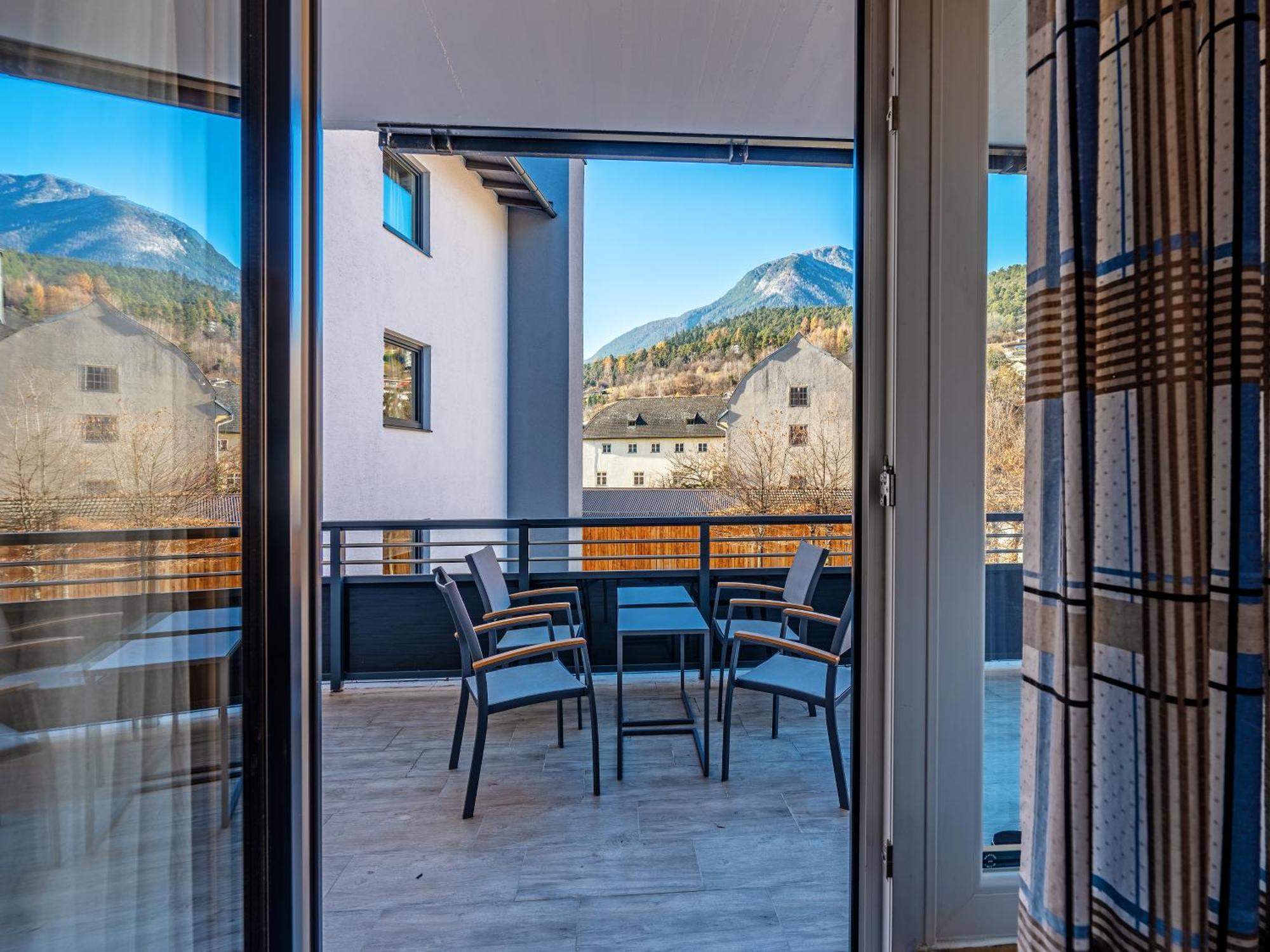 Stadthotel Eggerbraeu Imst Kamer foto